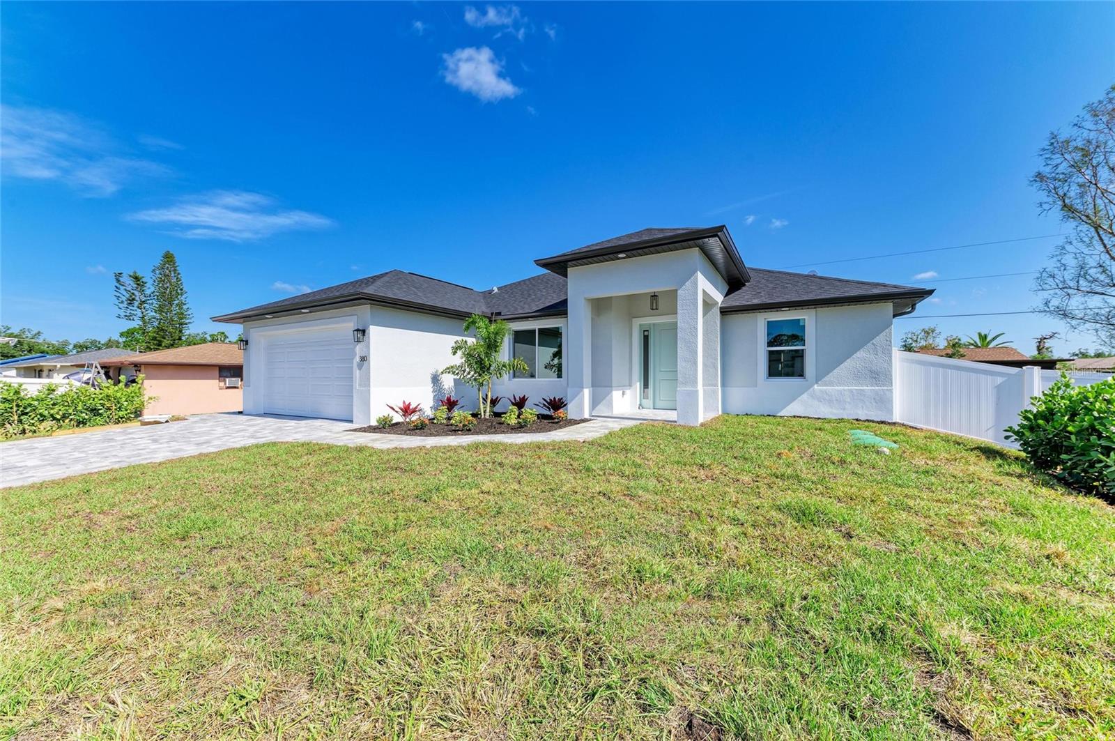 380 HOLLY RD