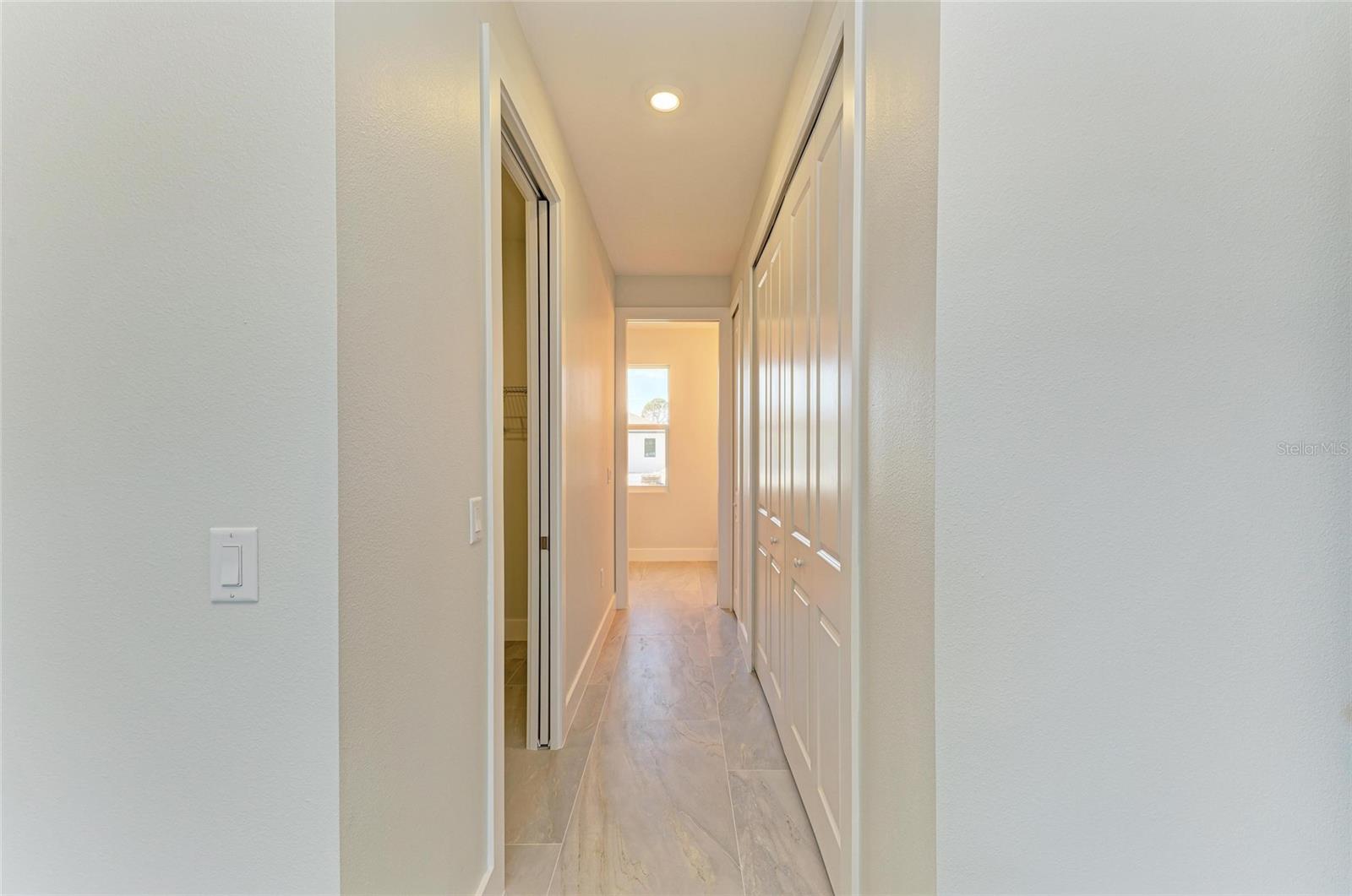 380 HOLLY RD