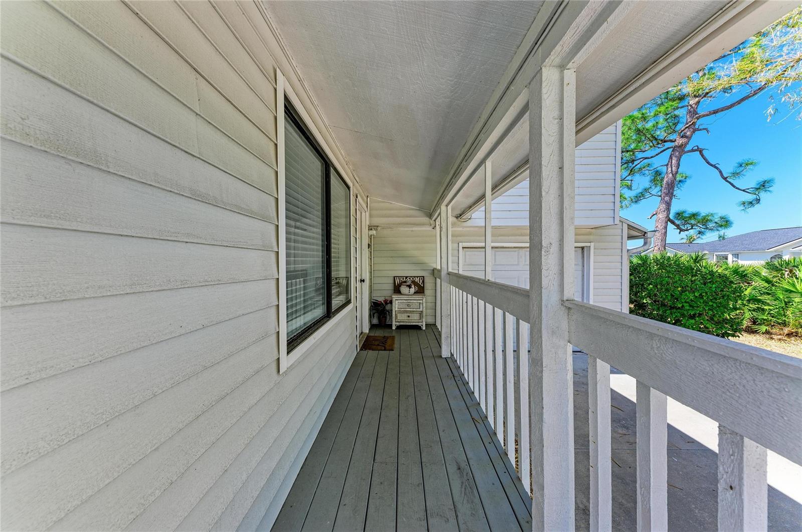 1581 ROYAL RD