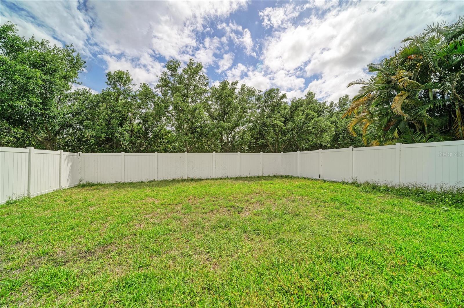 4650 WOODBROOK DR