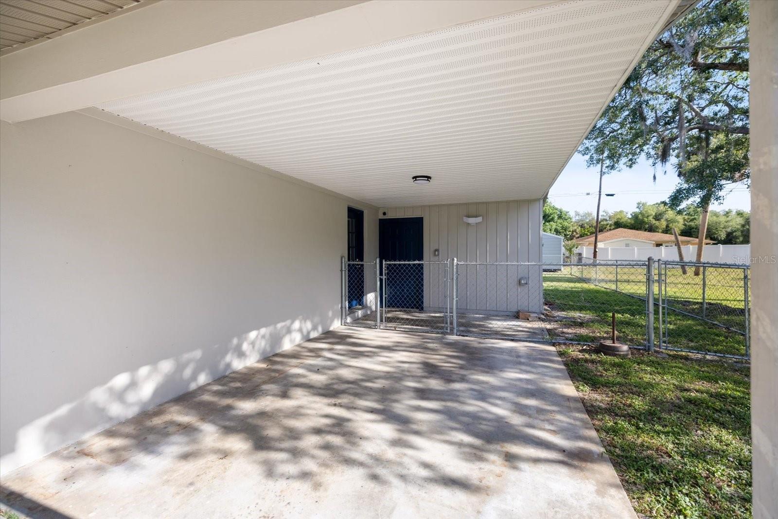 1184 BARBOUR AVE