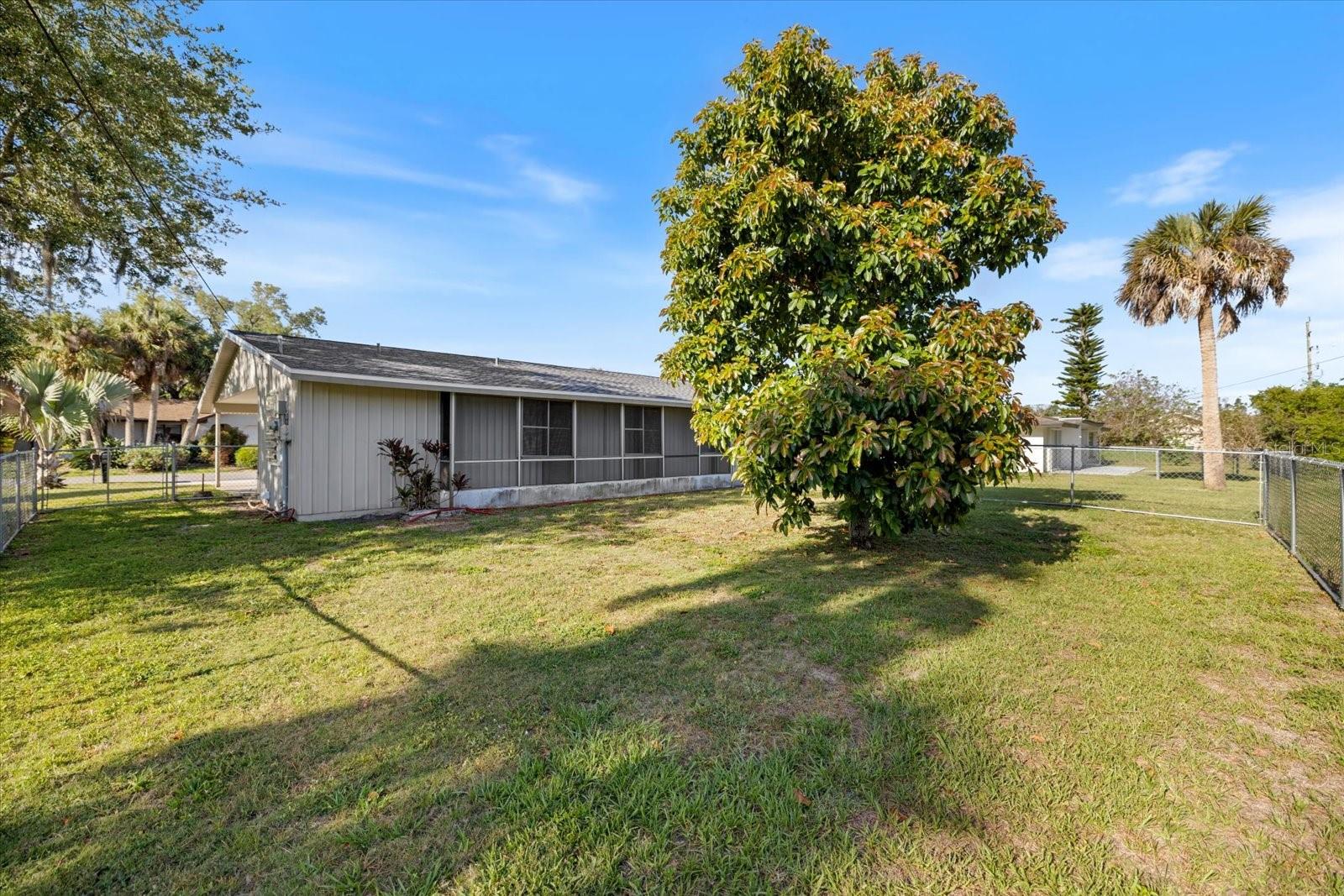 1184 BARBOUR AVE