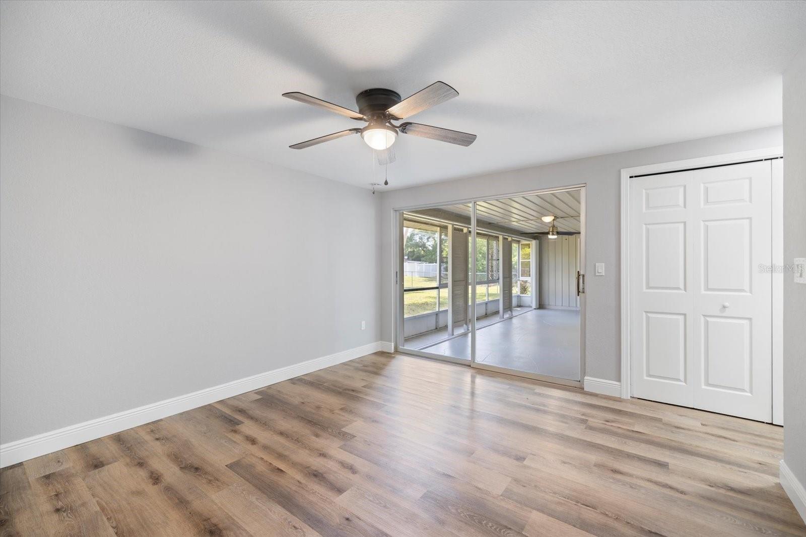 1184 BARBOUR AVE