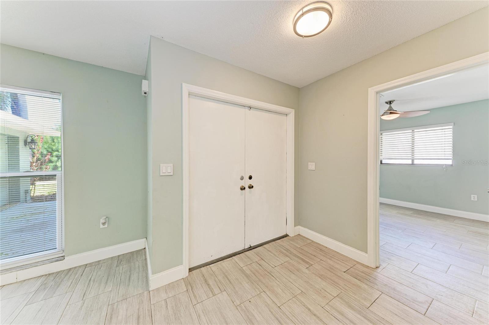 627 ALLIGATOR DR