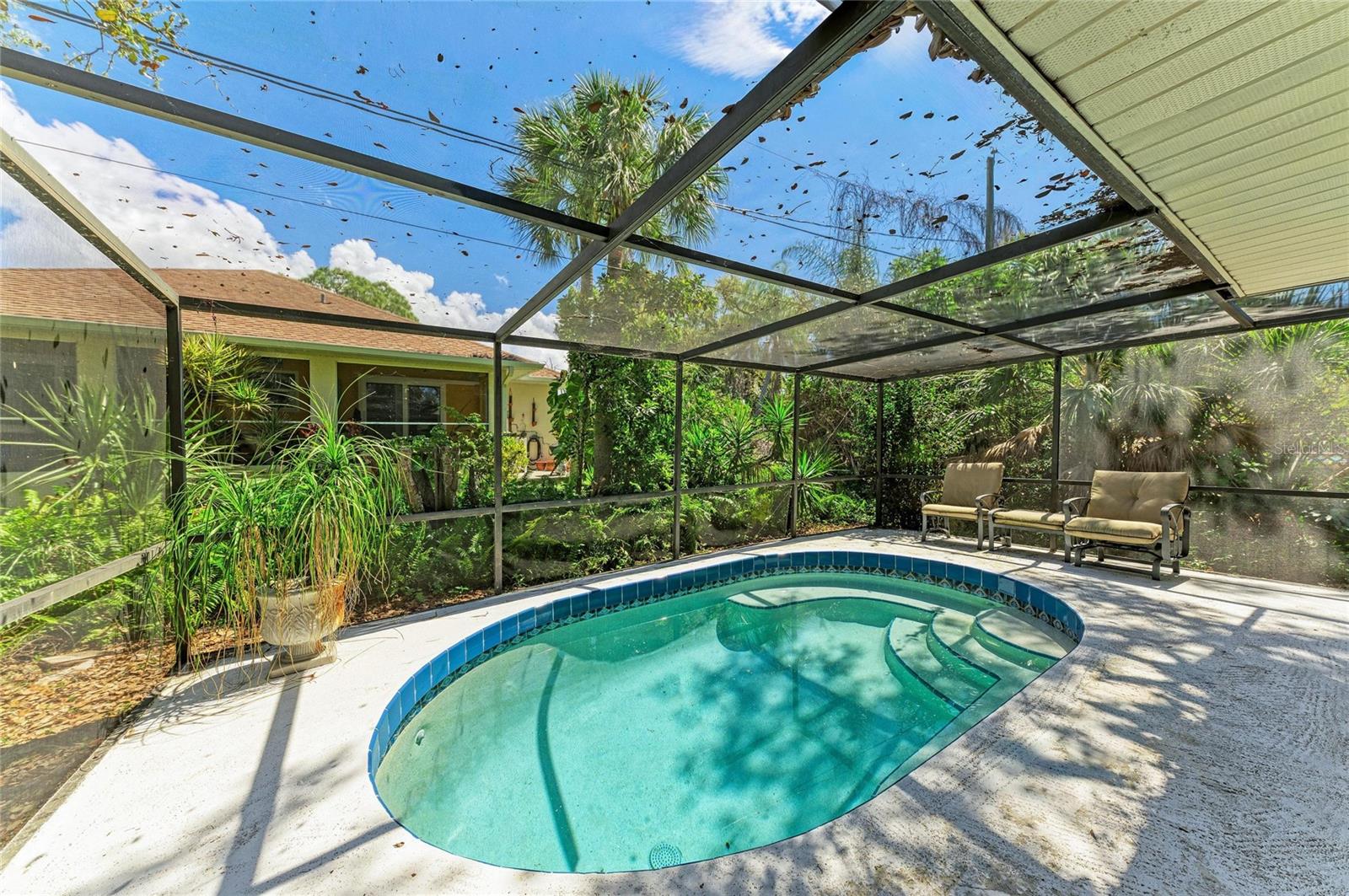 627 ALLIGATOR DR