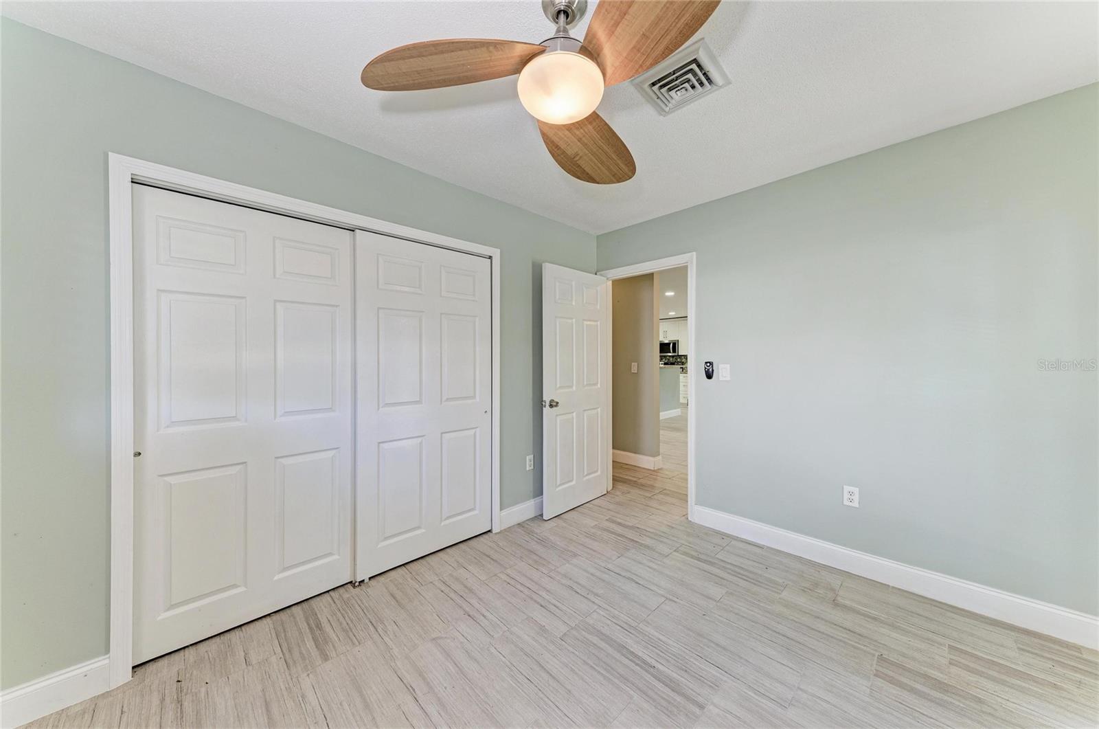 627 ALLIGATOR DR
