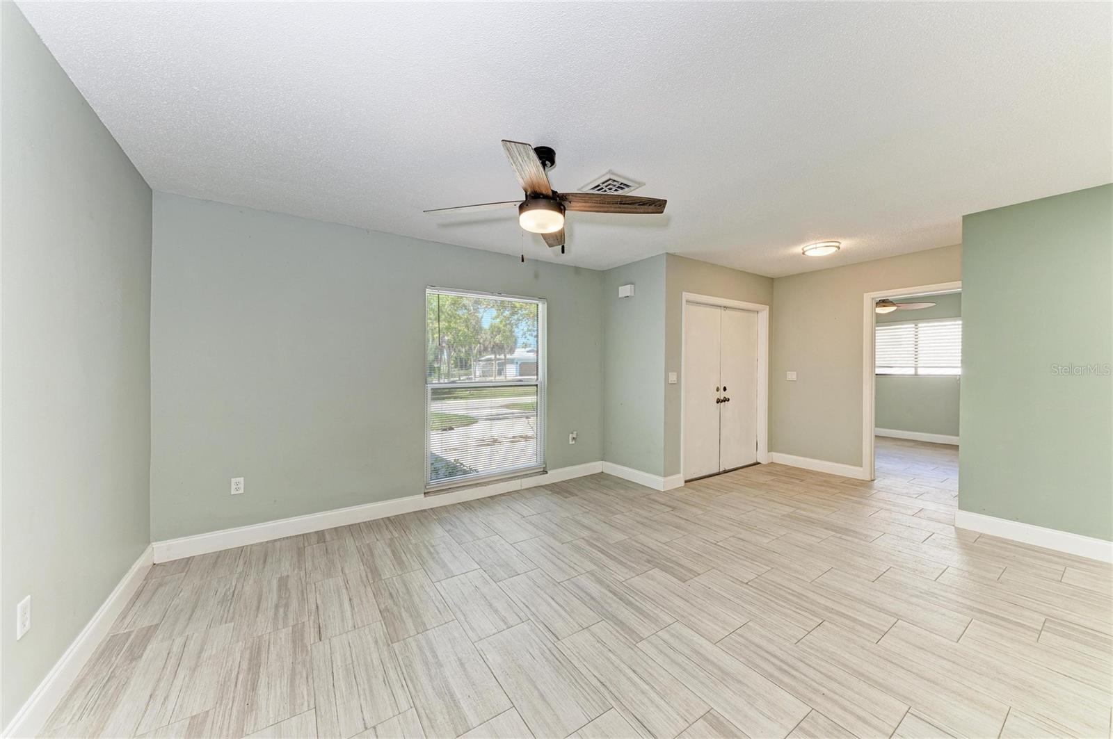 627 ALLIGATOR DR