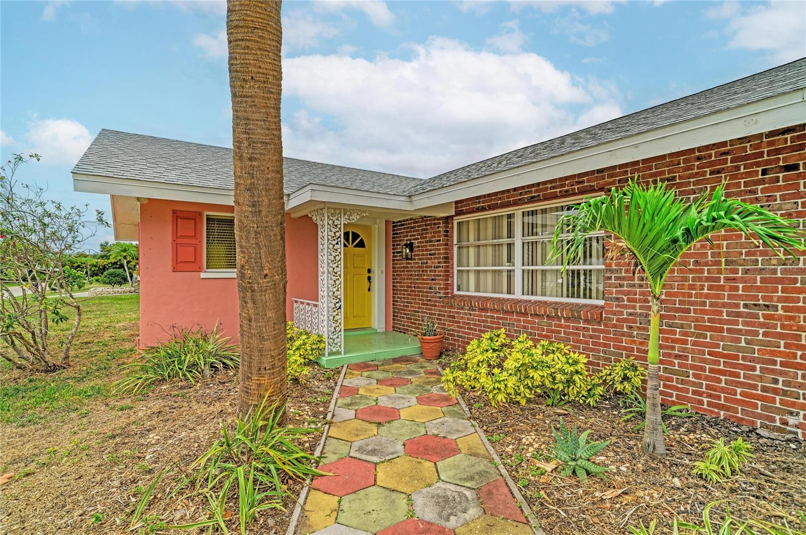 2615 SHERIDAN DR