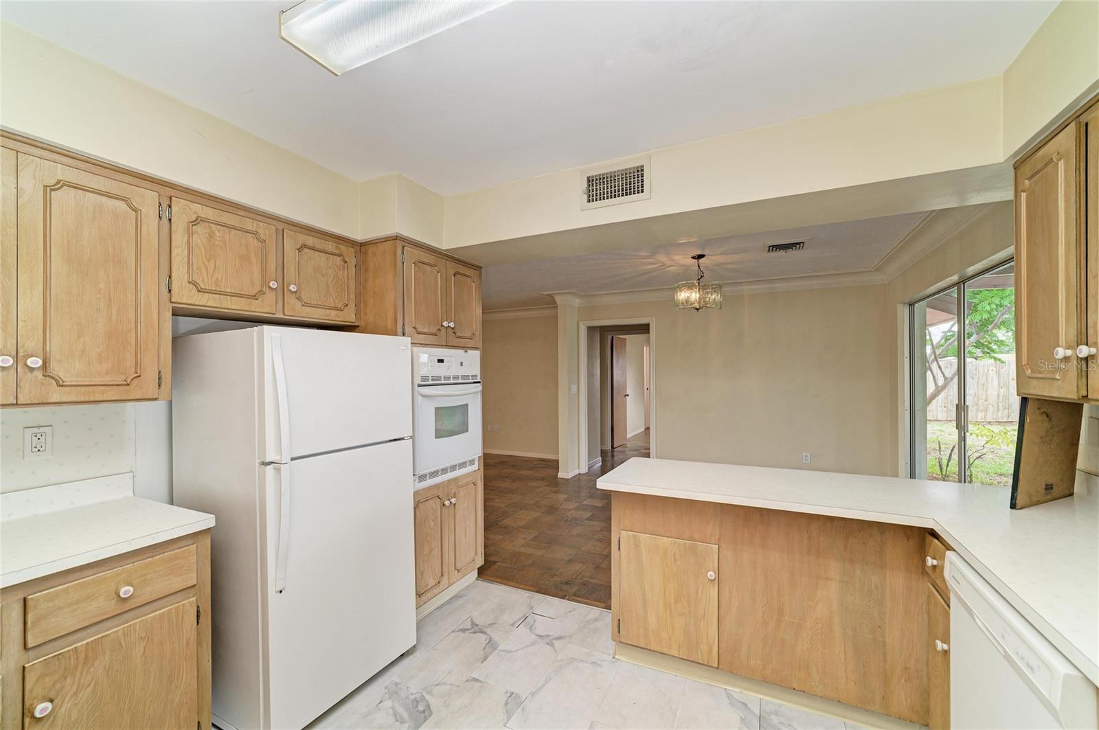 2615 SHERIDAN DR