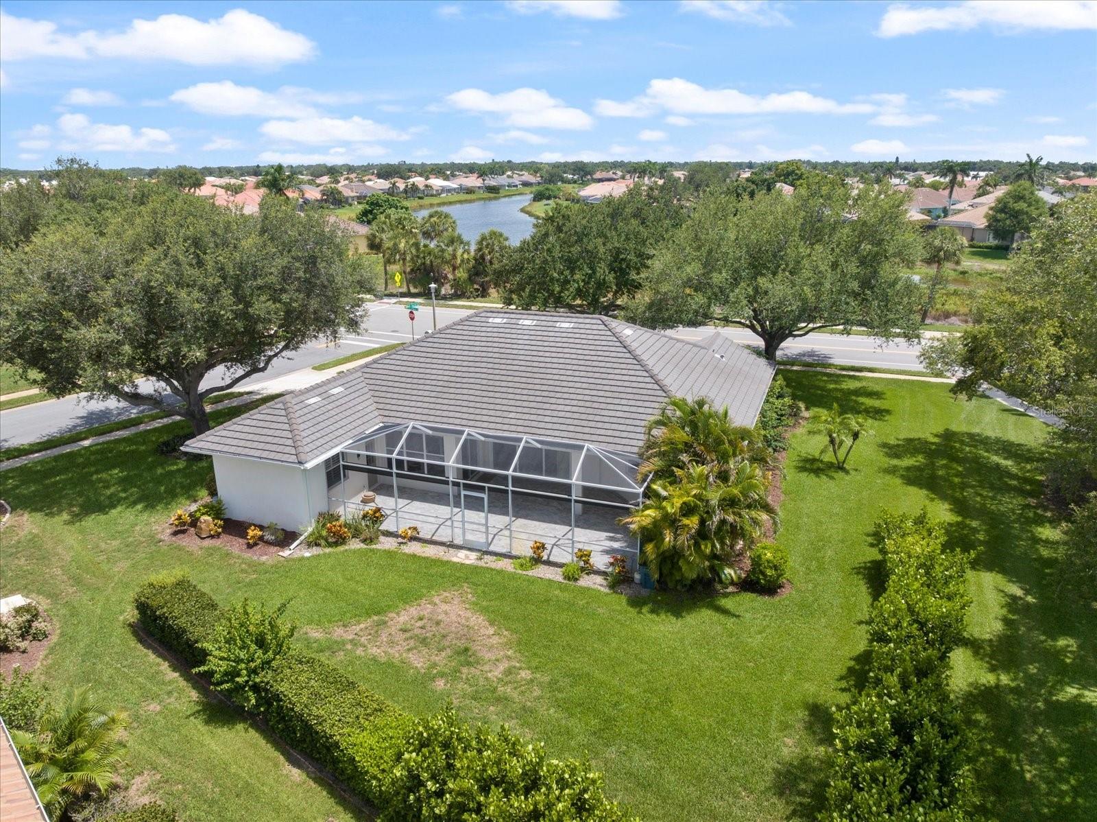 567 LAKE OF THE WOODS DR