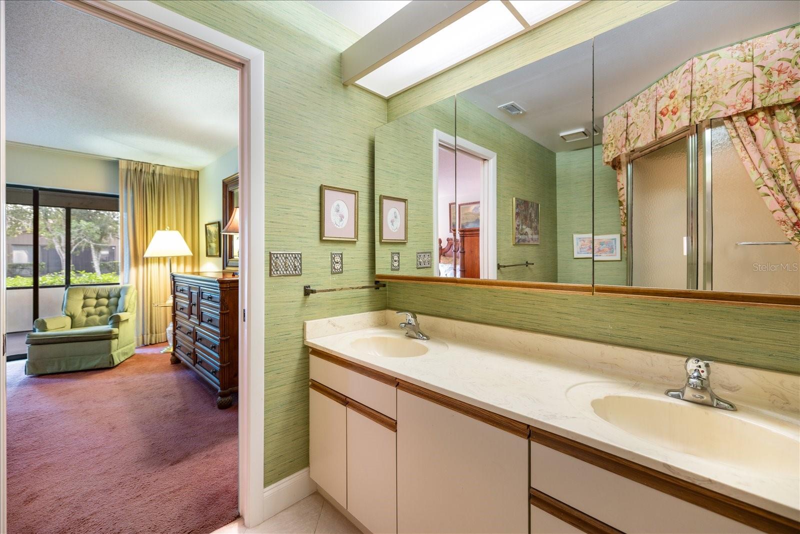 462 OAK HILL CIR #5