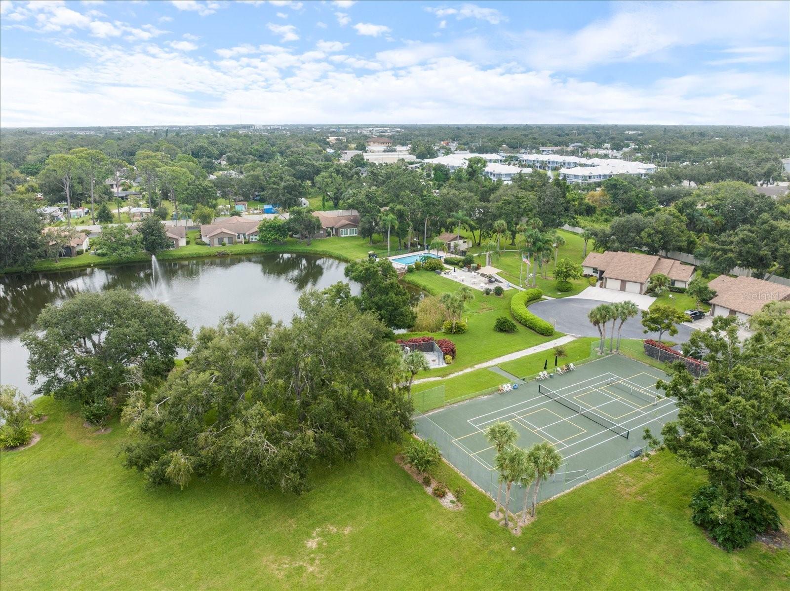462 OAK HILL CIR #5