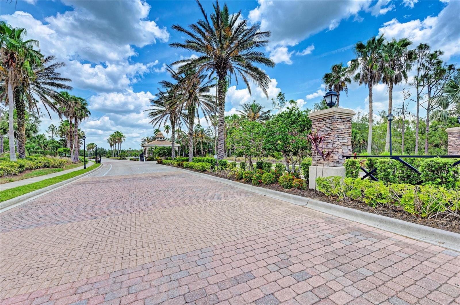 11794 GRANITE WOODS LOOP