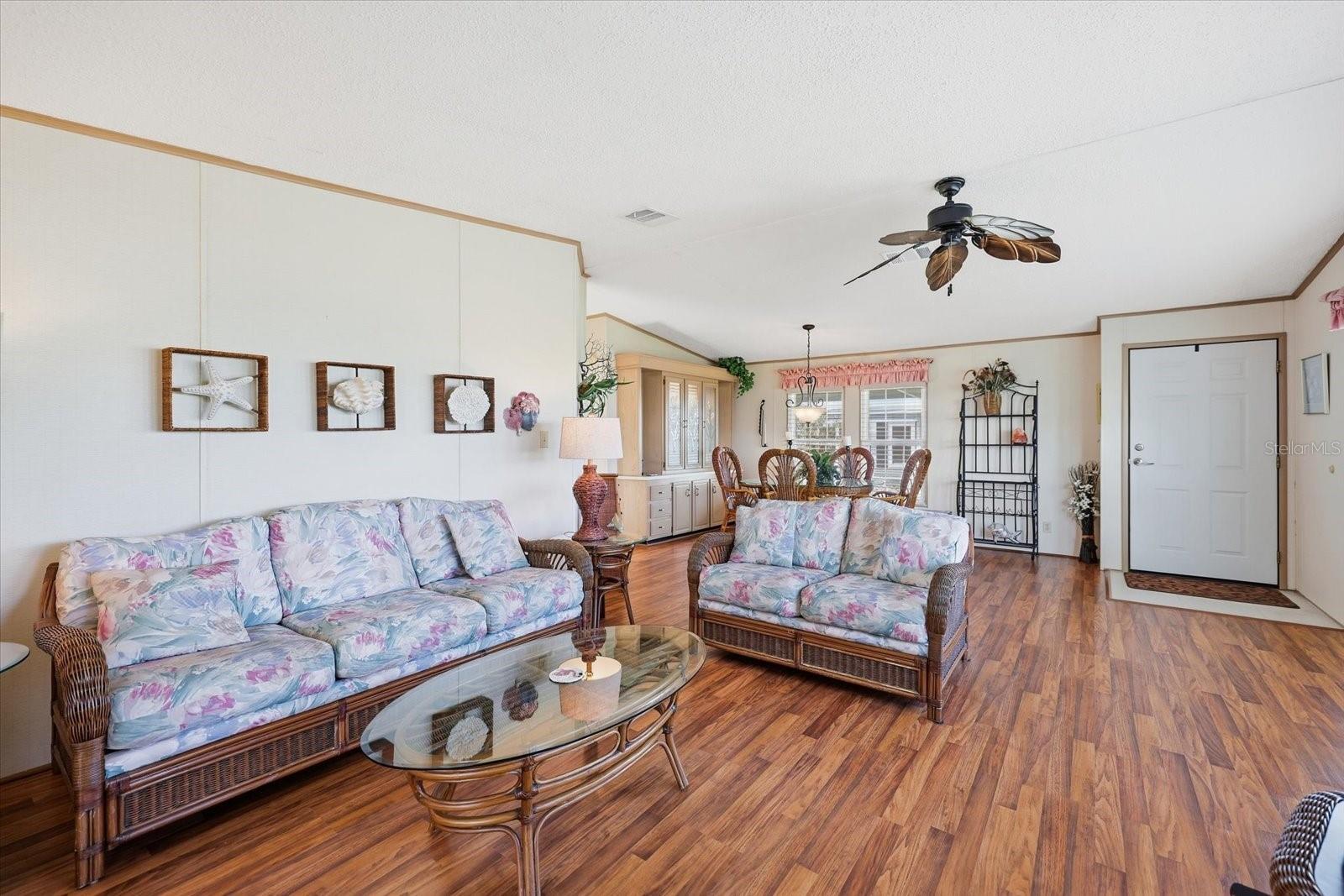 609 IGLESIA DR