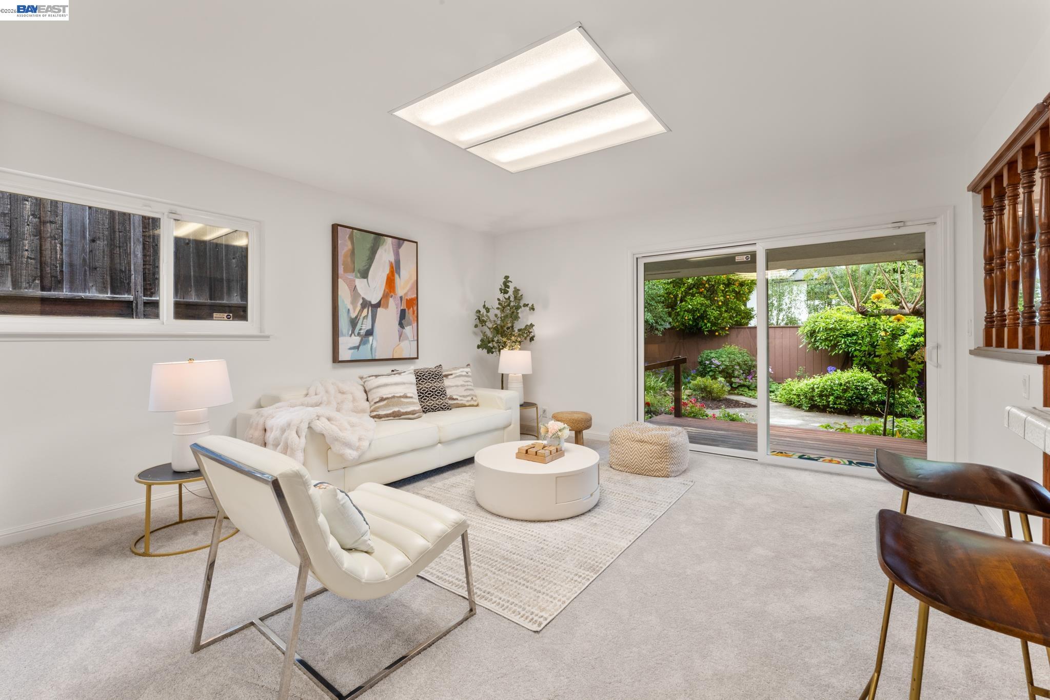 4473 Hillsborough Dr