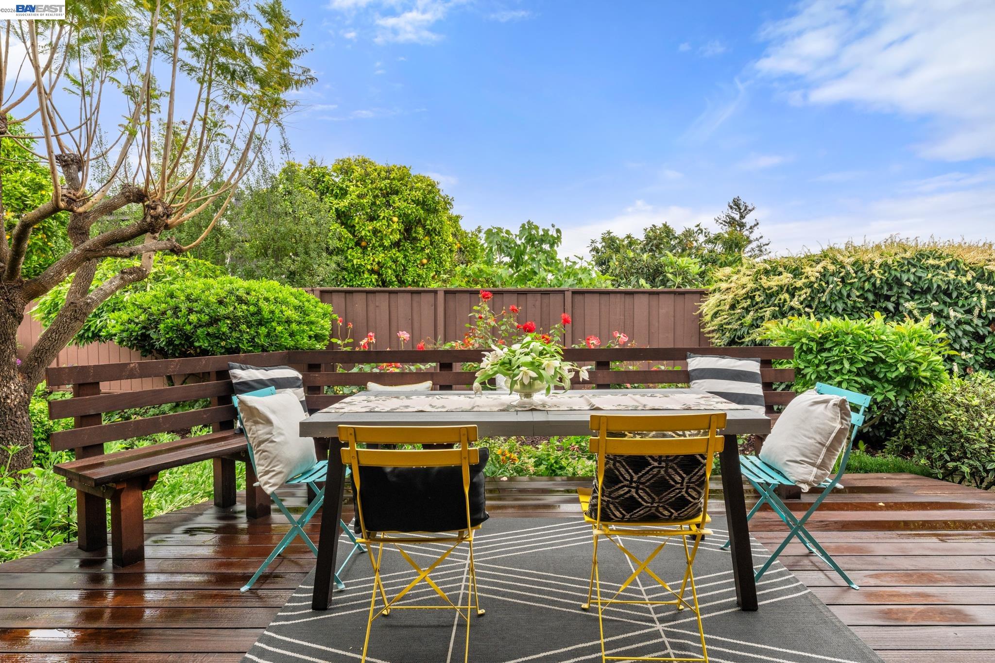 4473 Hillsborough Dr