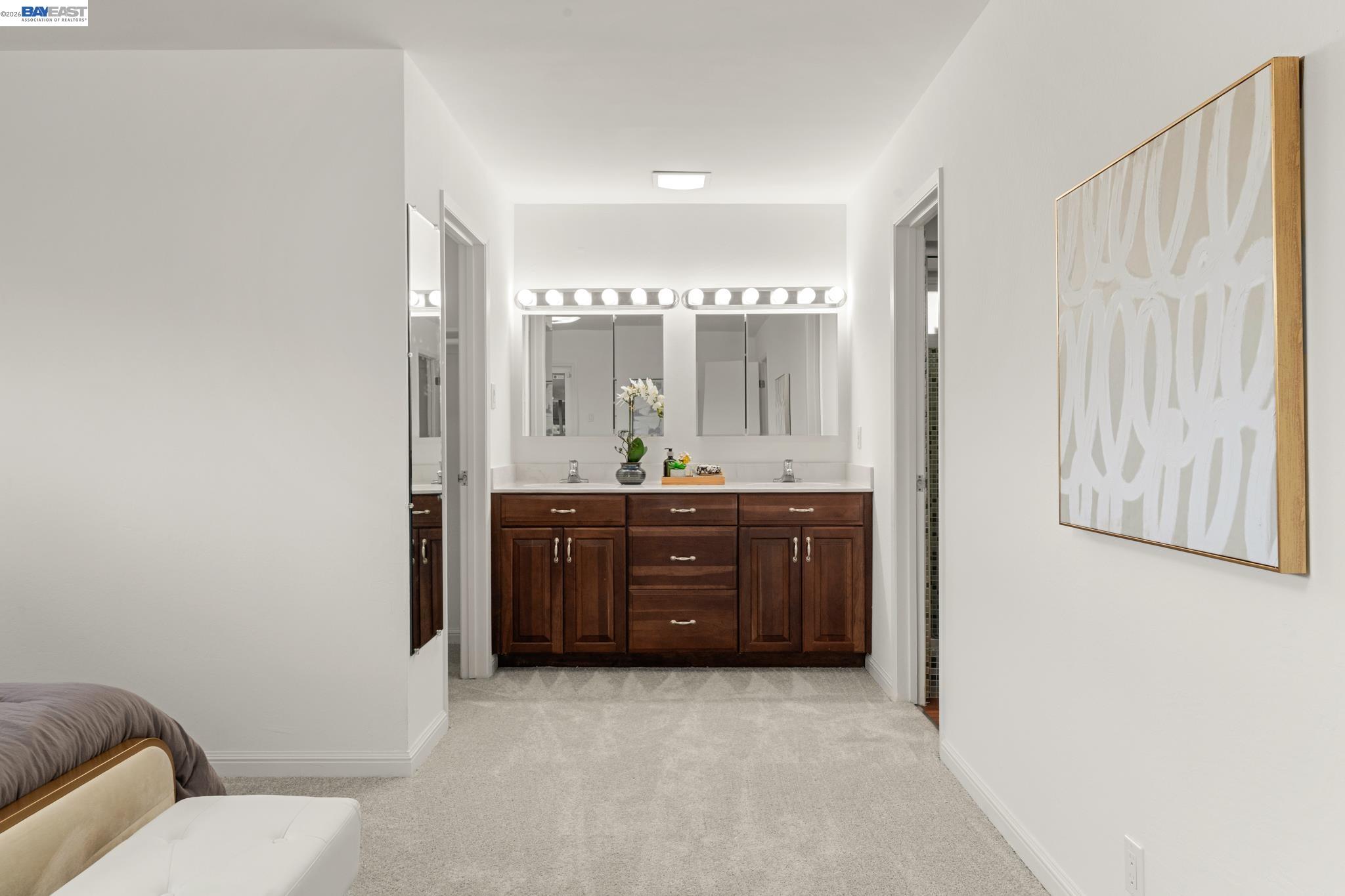 4473 Hillsborough Dr