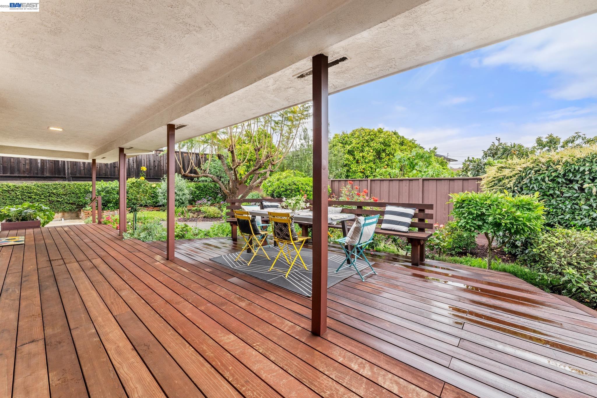 4473 Hillsborough Dr