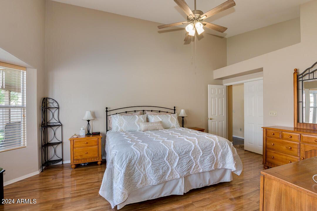 4528 E Thistle Landing Drive