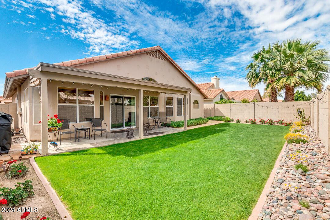 4528 E Thistle Landing Drive