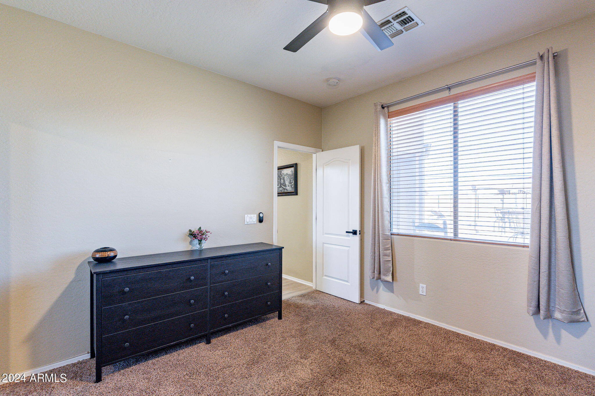 2056 N Vista Del Sol --