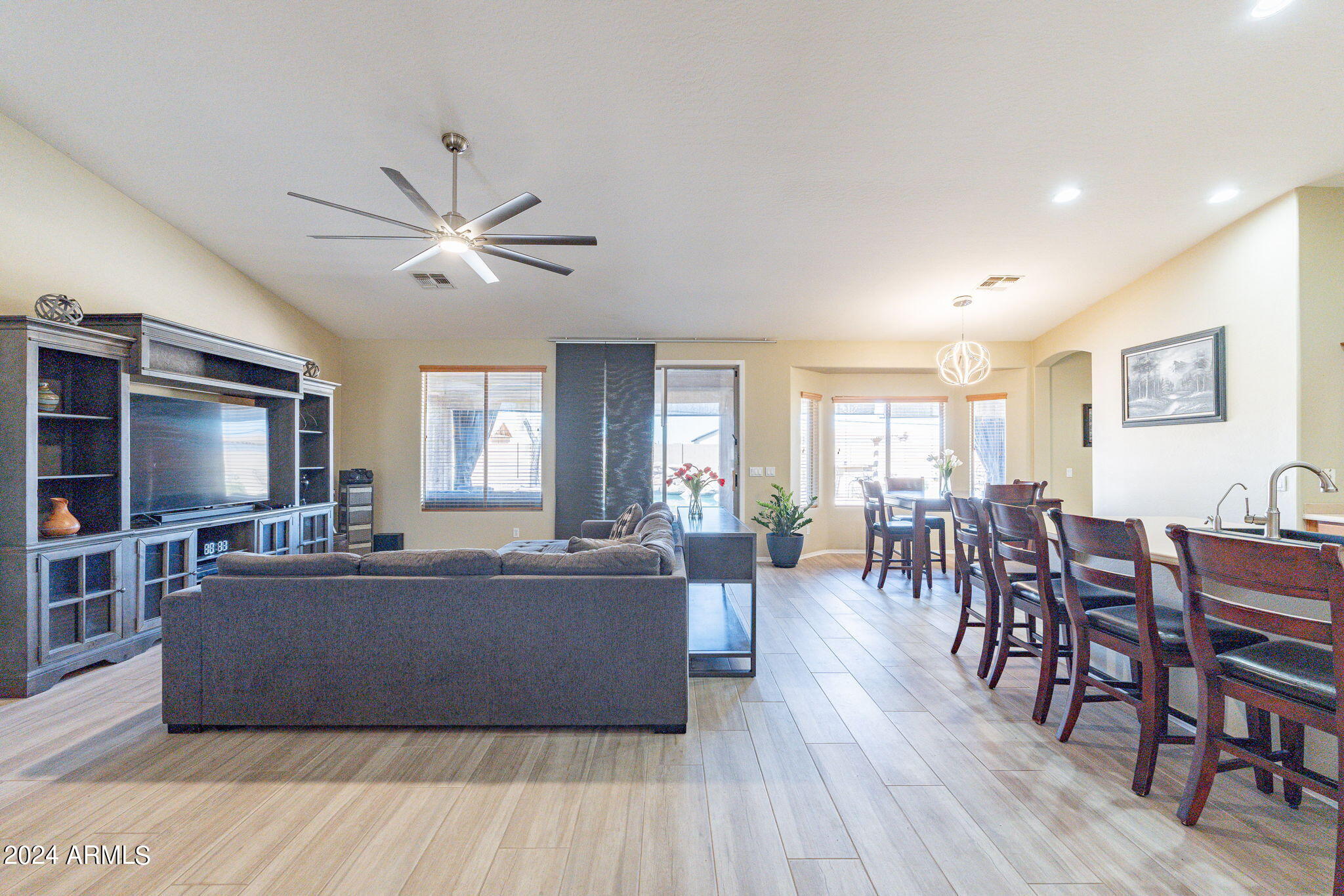 2056 N Vista Del Sol --