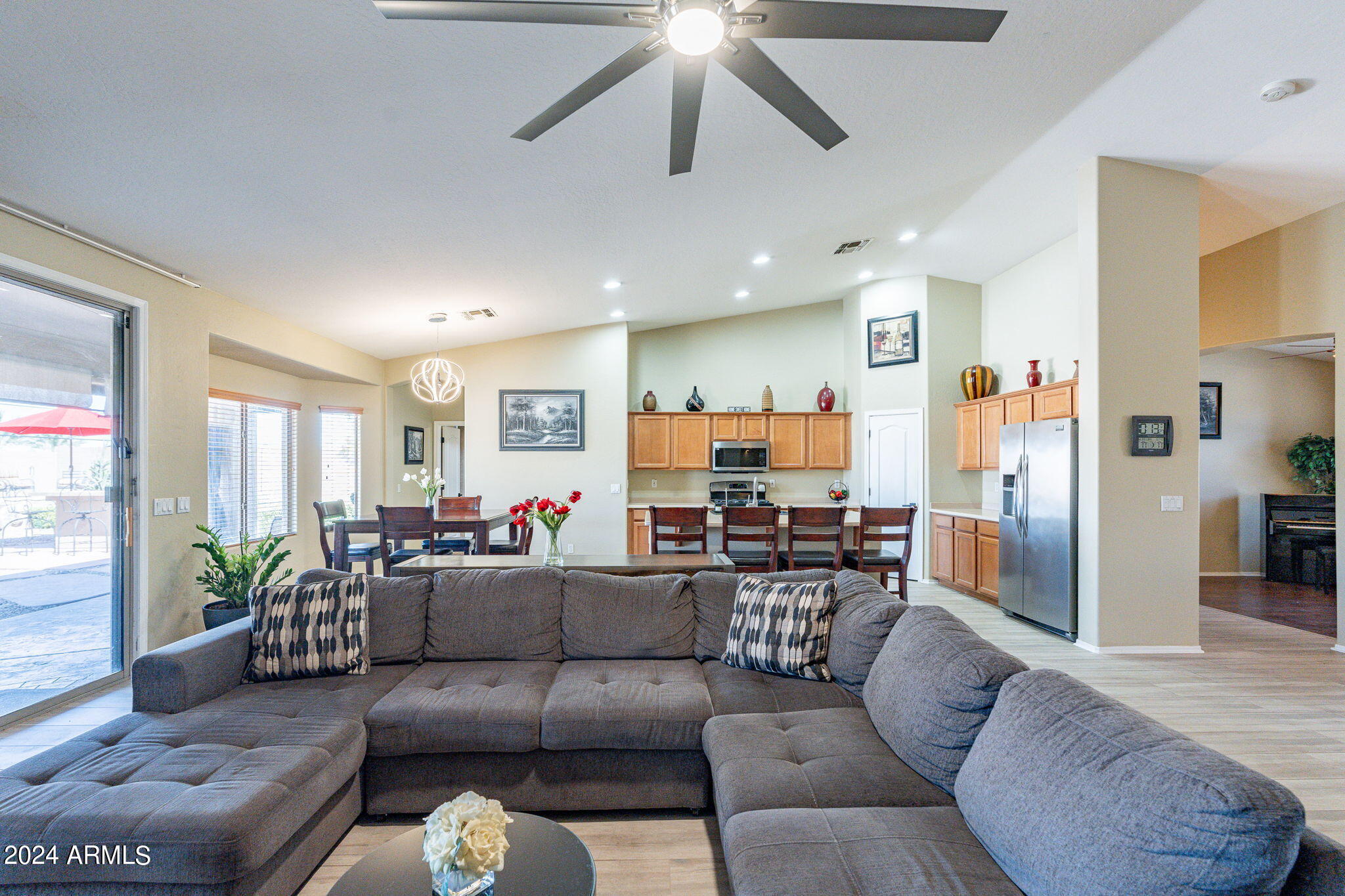 2056 N Vista Del Sol --