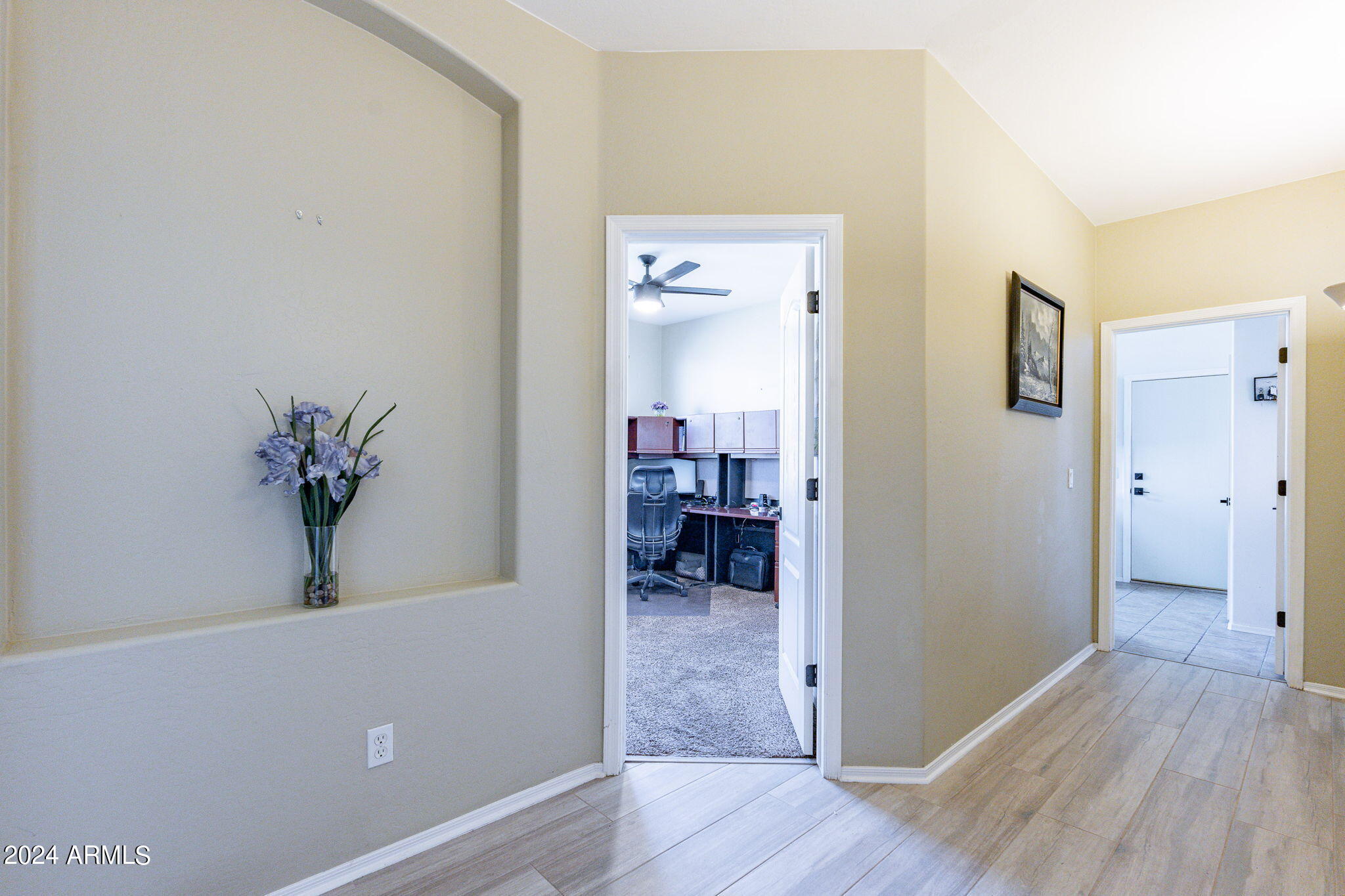 2056 N Vista Del Sol --