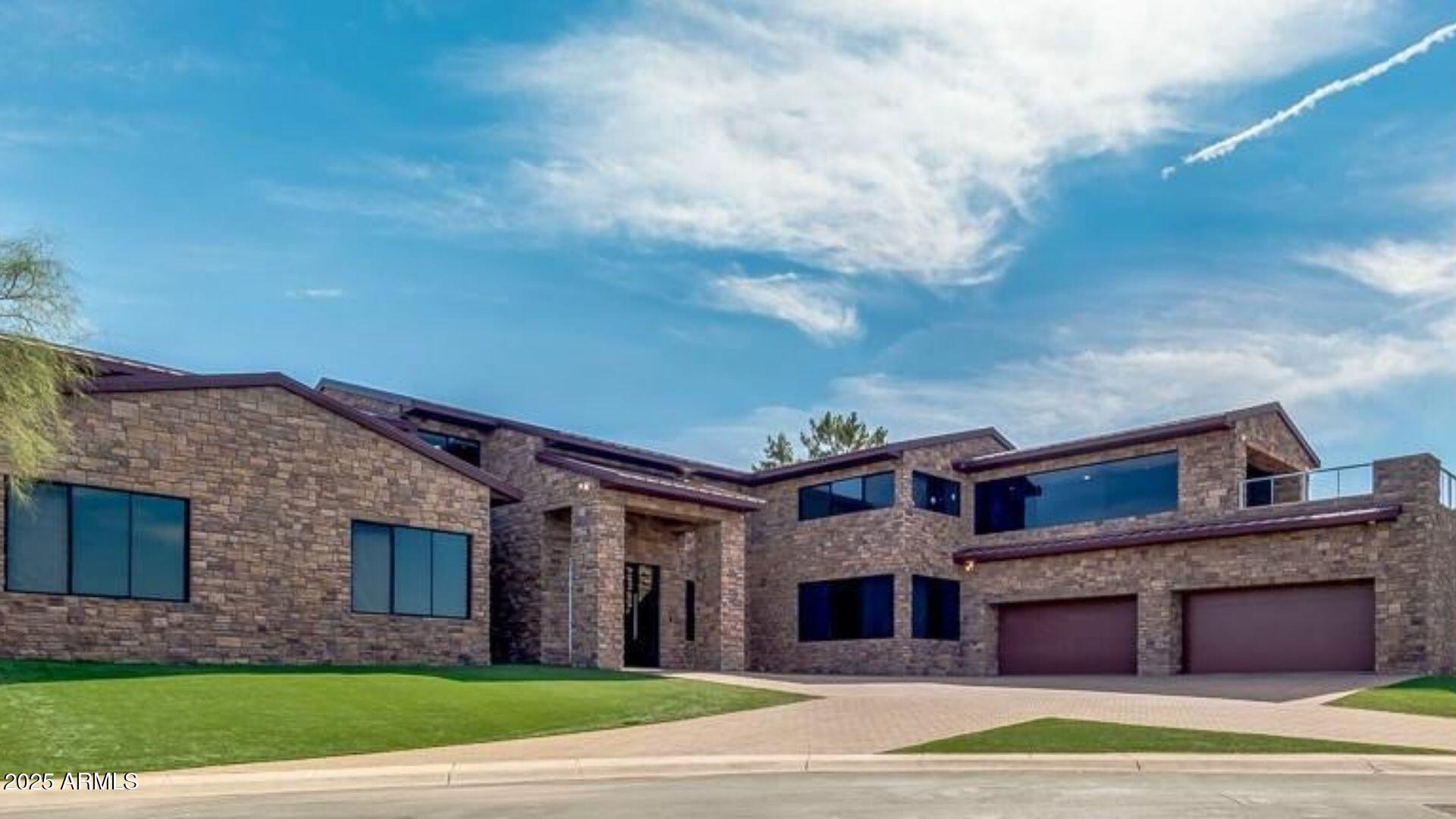 15217 N 15th Drive