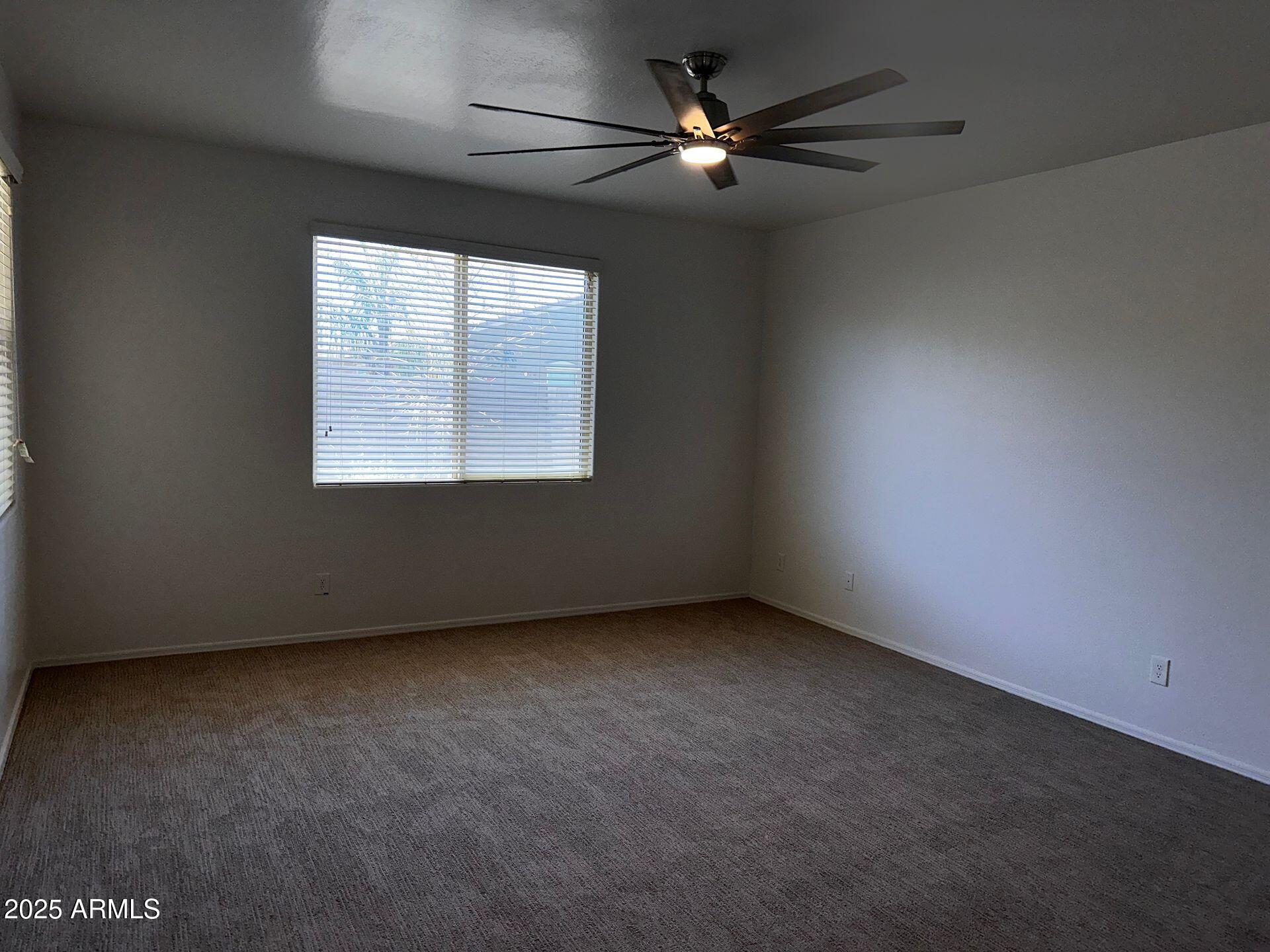 2075 W ANGELO Way
