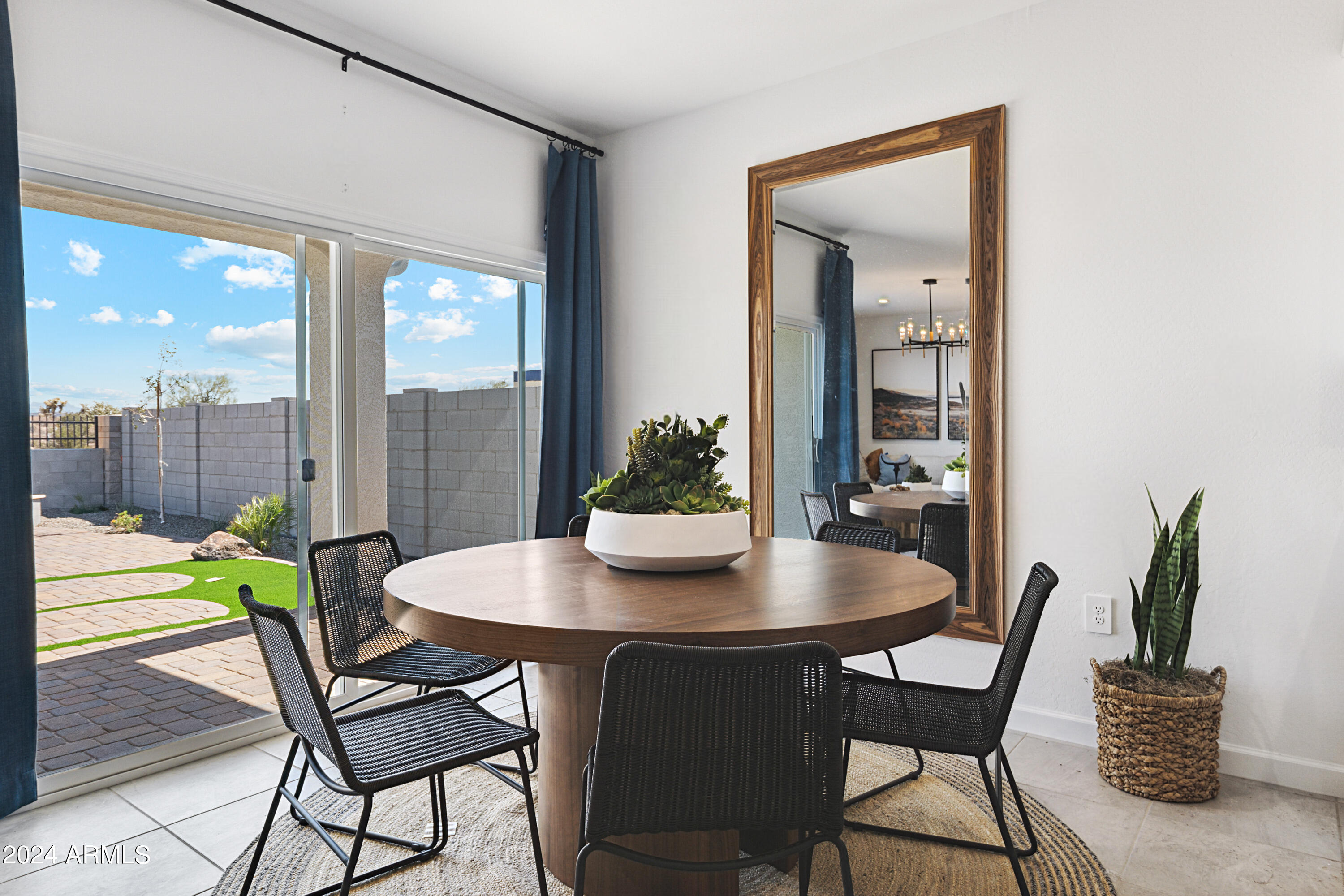 28199 N ICE CAVERN Lane