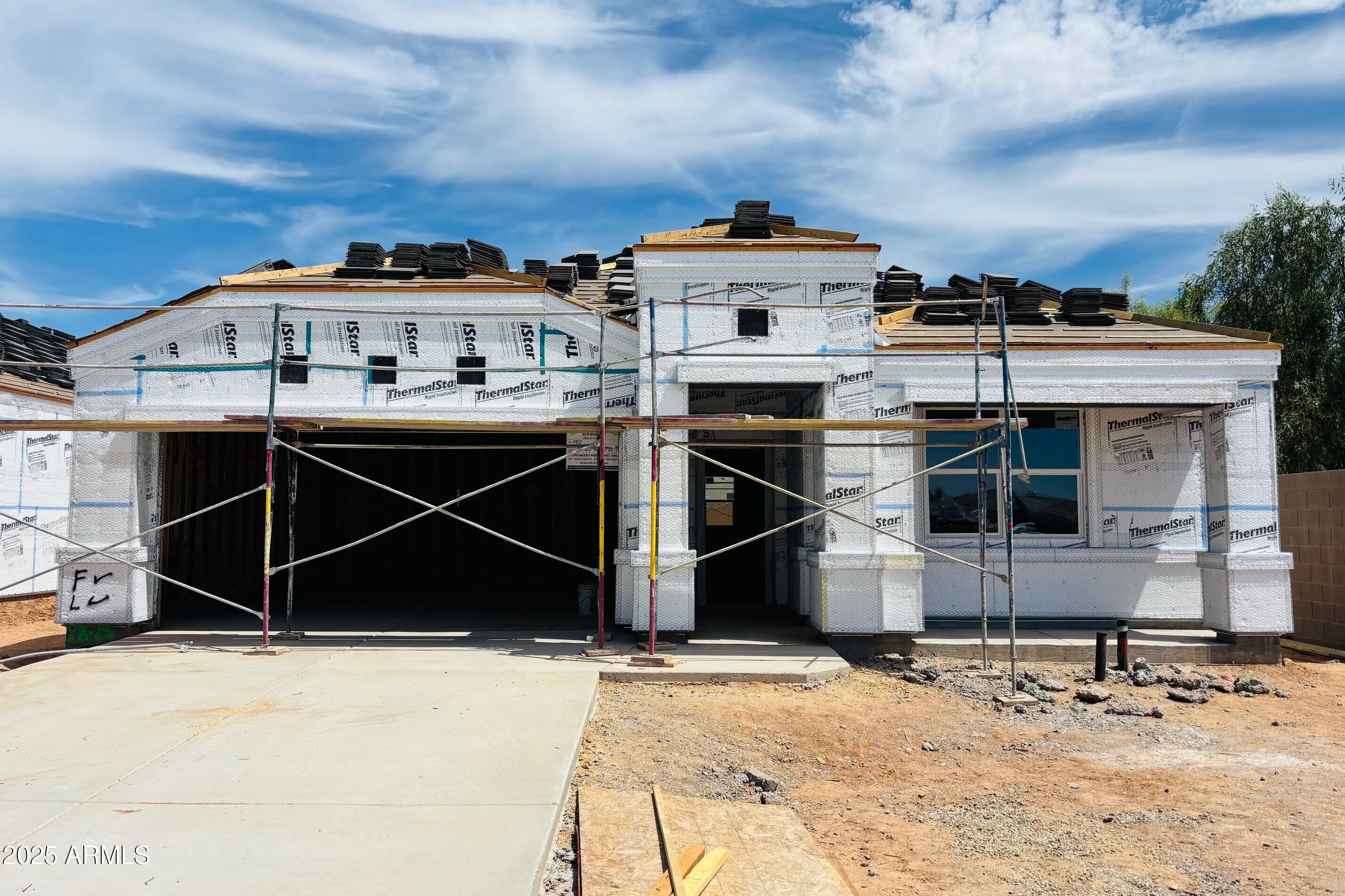 28199 N ICE CAVERN Lane