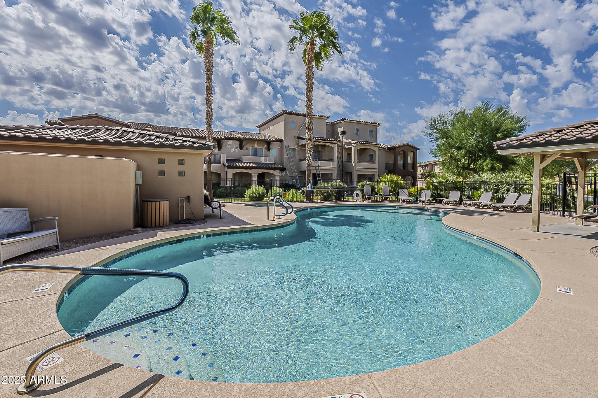 2821 S Skyline, 141