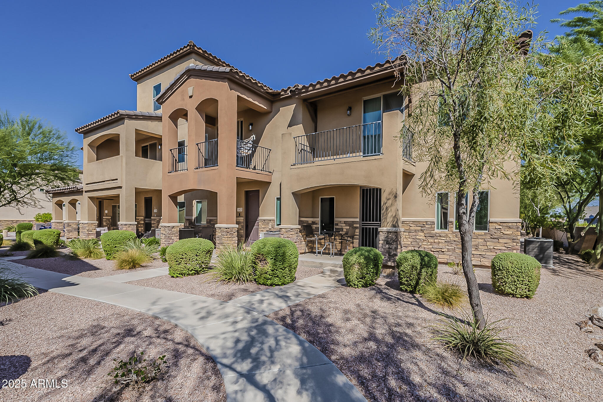 2821 S Skyline, 141