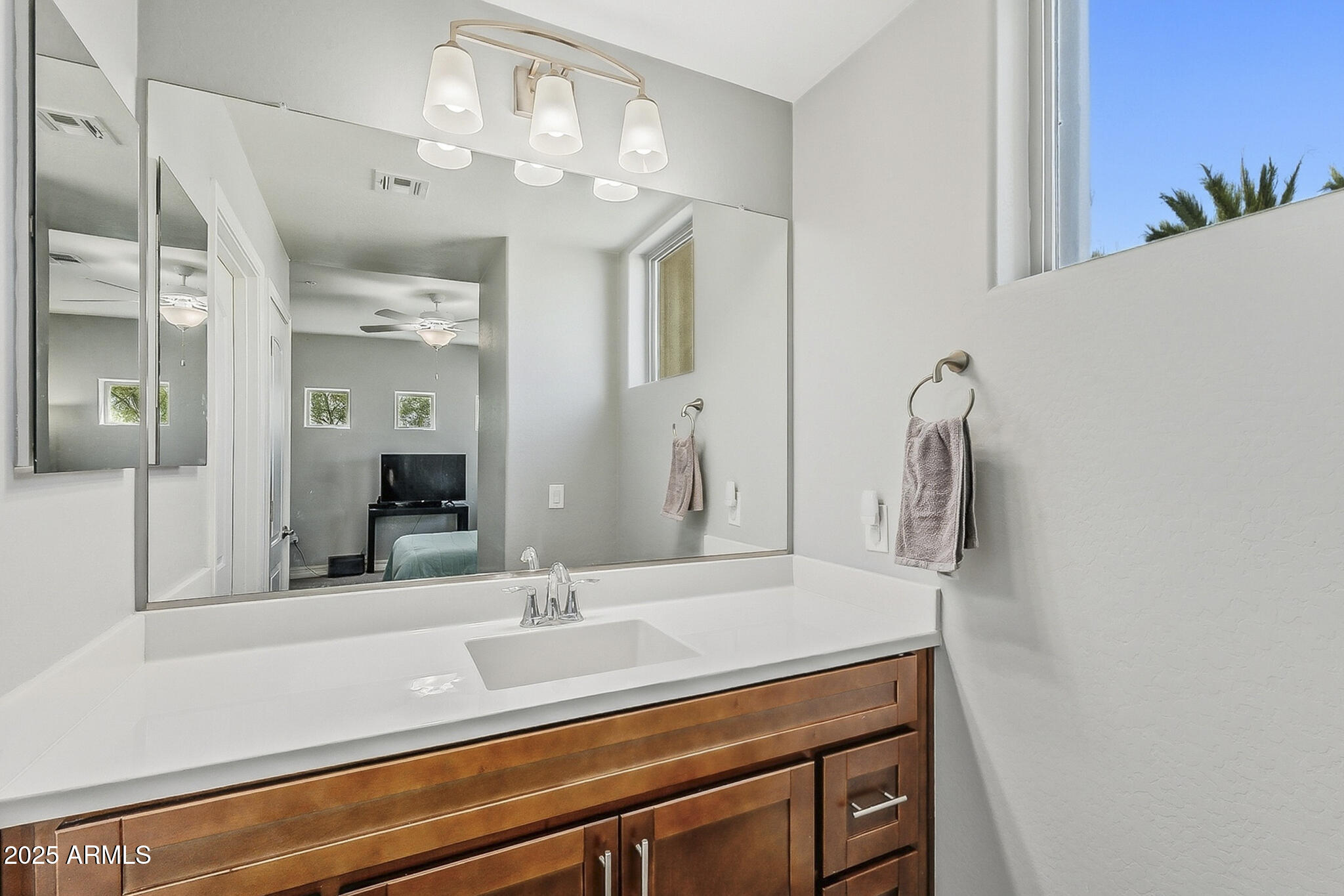 2821 S Skyline, 141