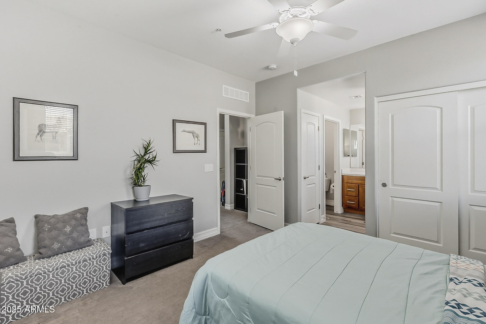 2821 S Skyline, 141
