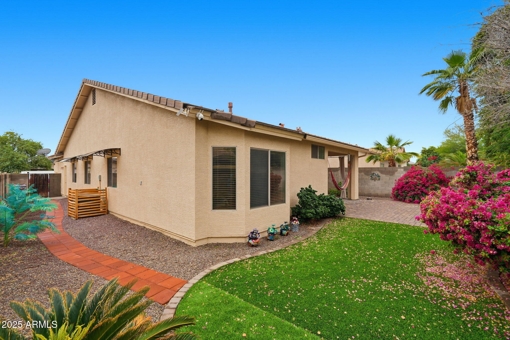14624 W GELDING Drive