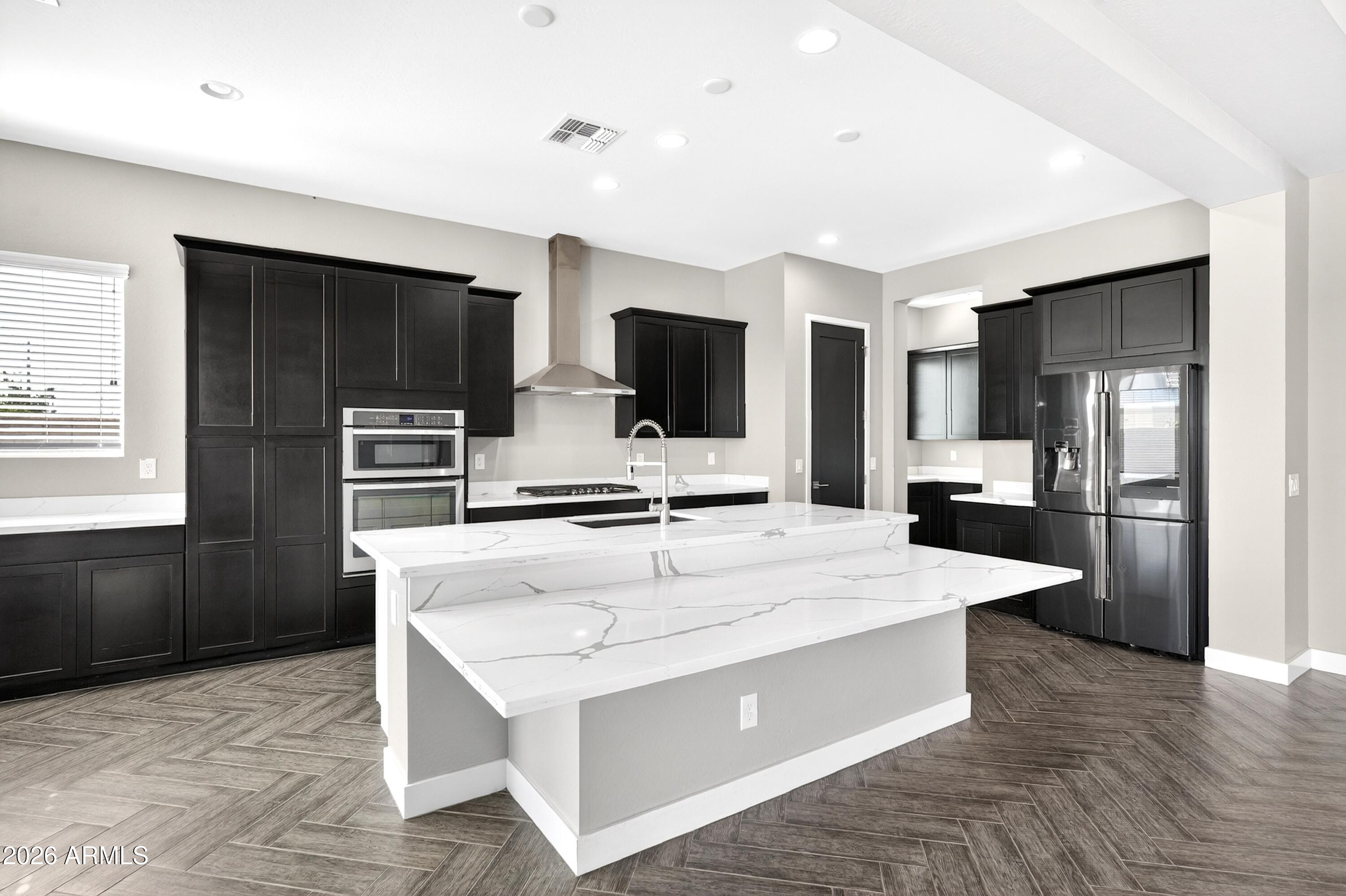 7117 E Peralta Circle