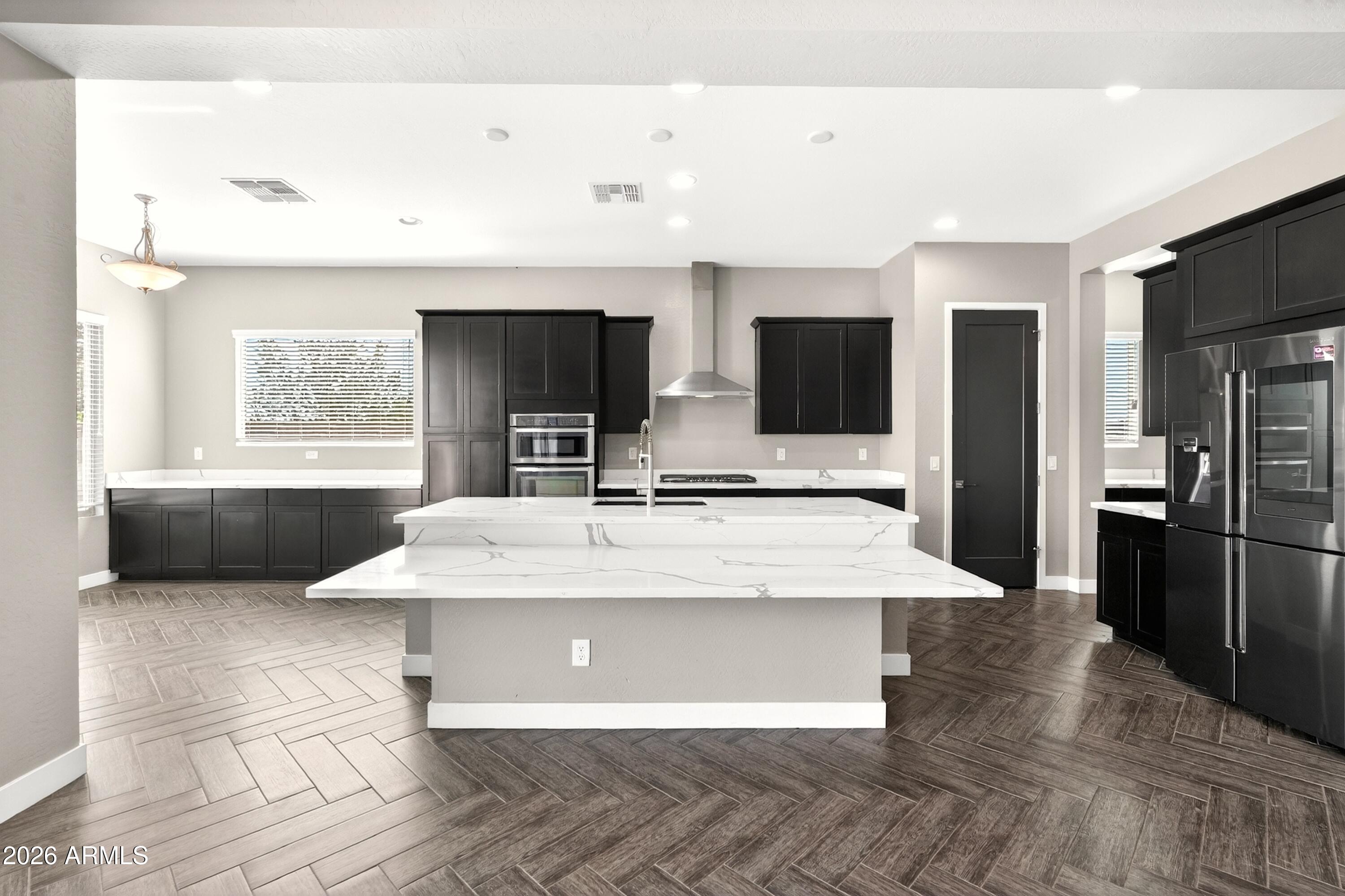7117 E Peralta Circle