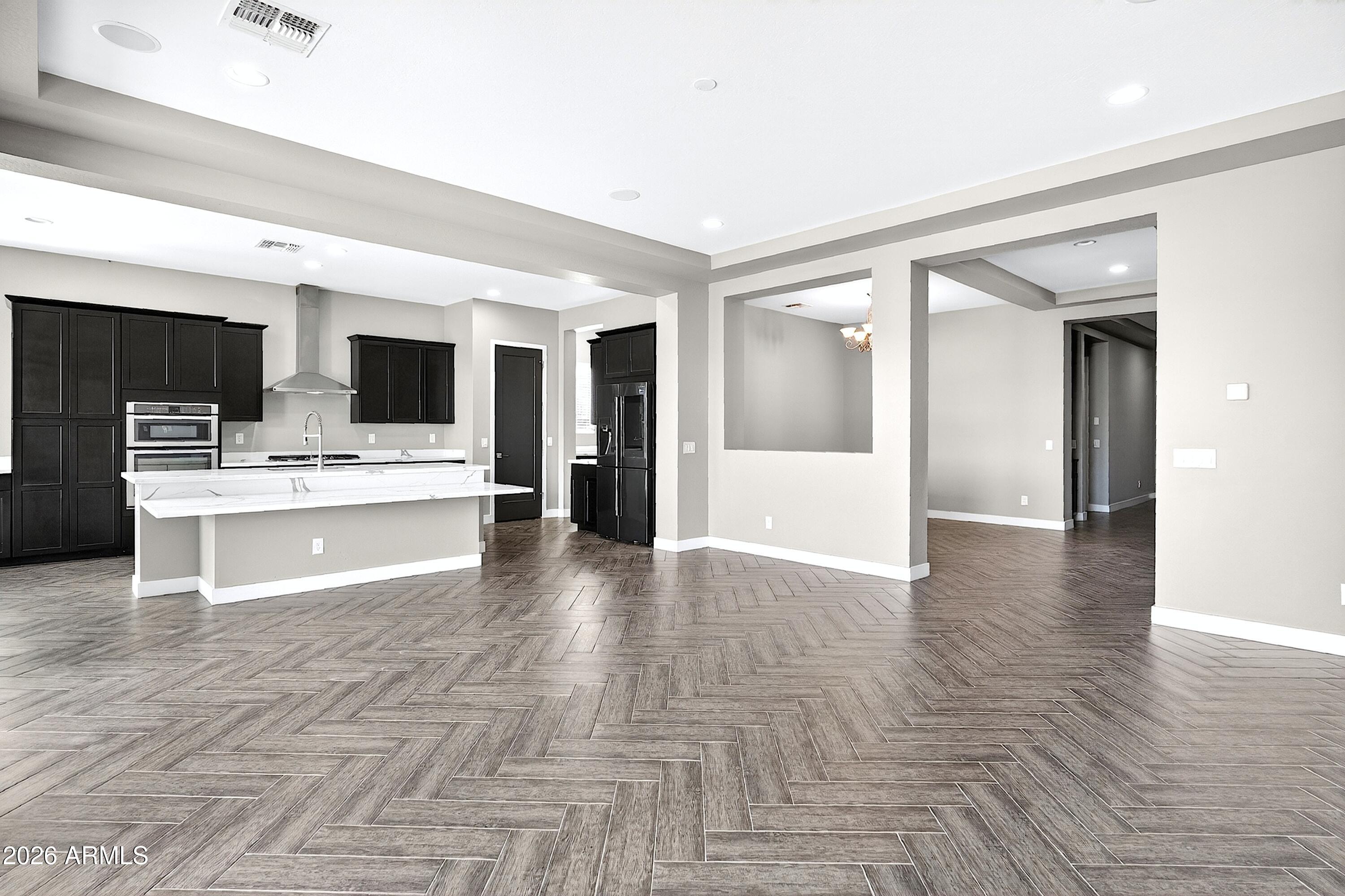 7117 E Peralta Circle