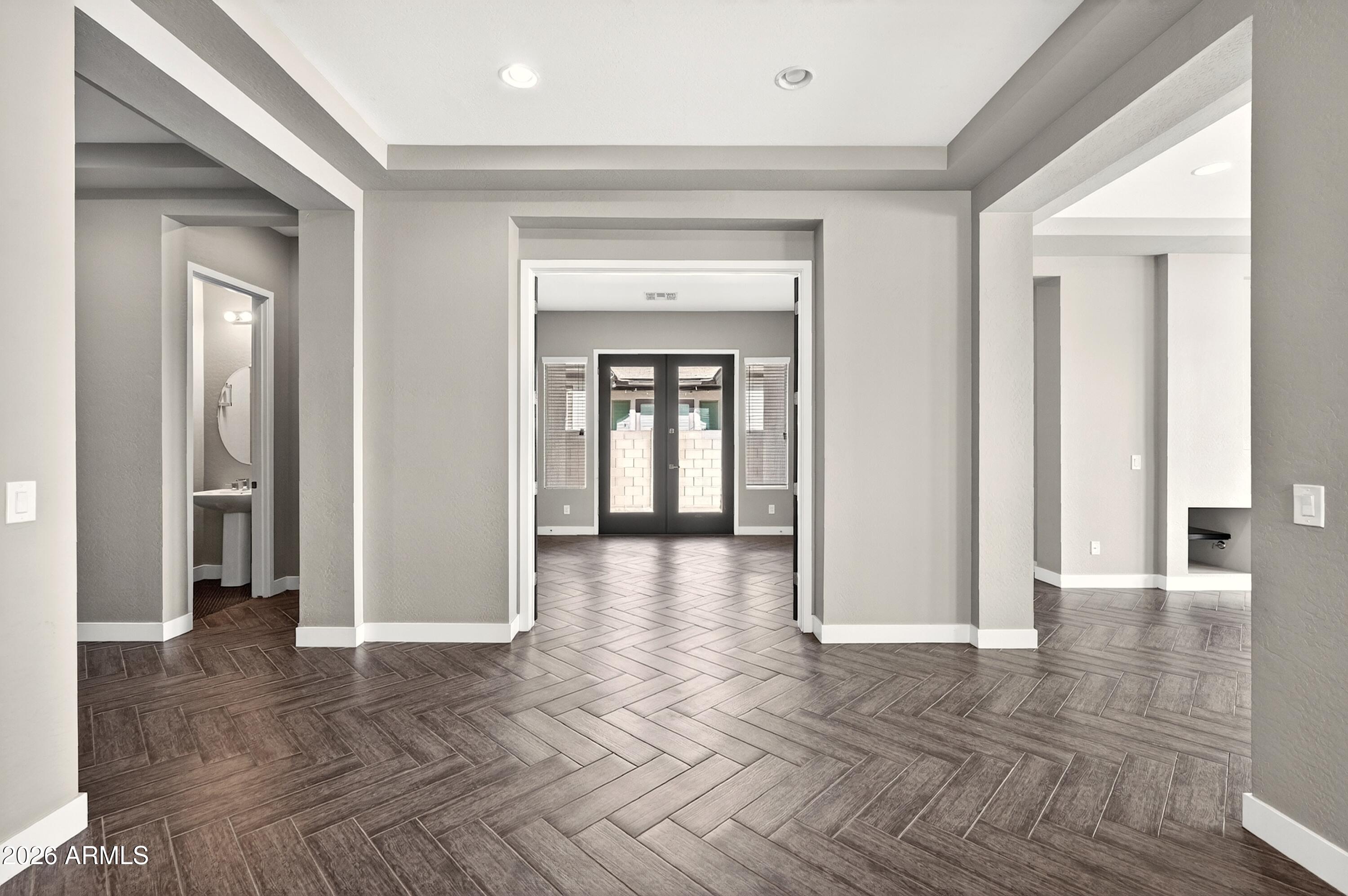 7117 E Peralta Circle
