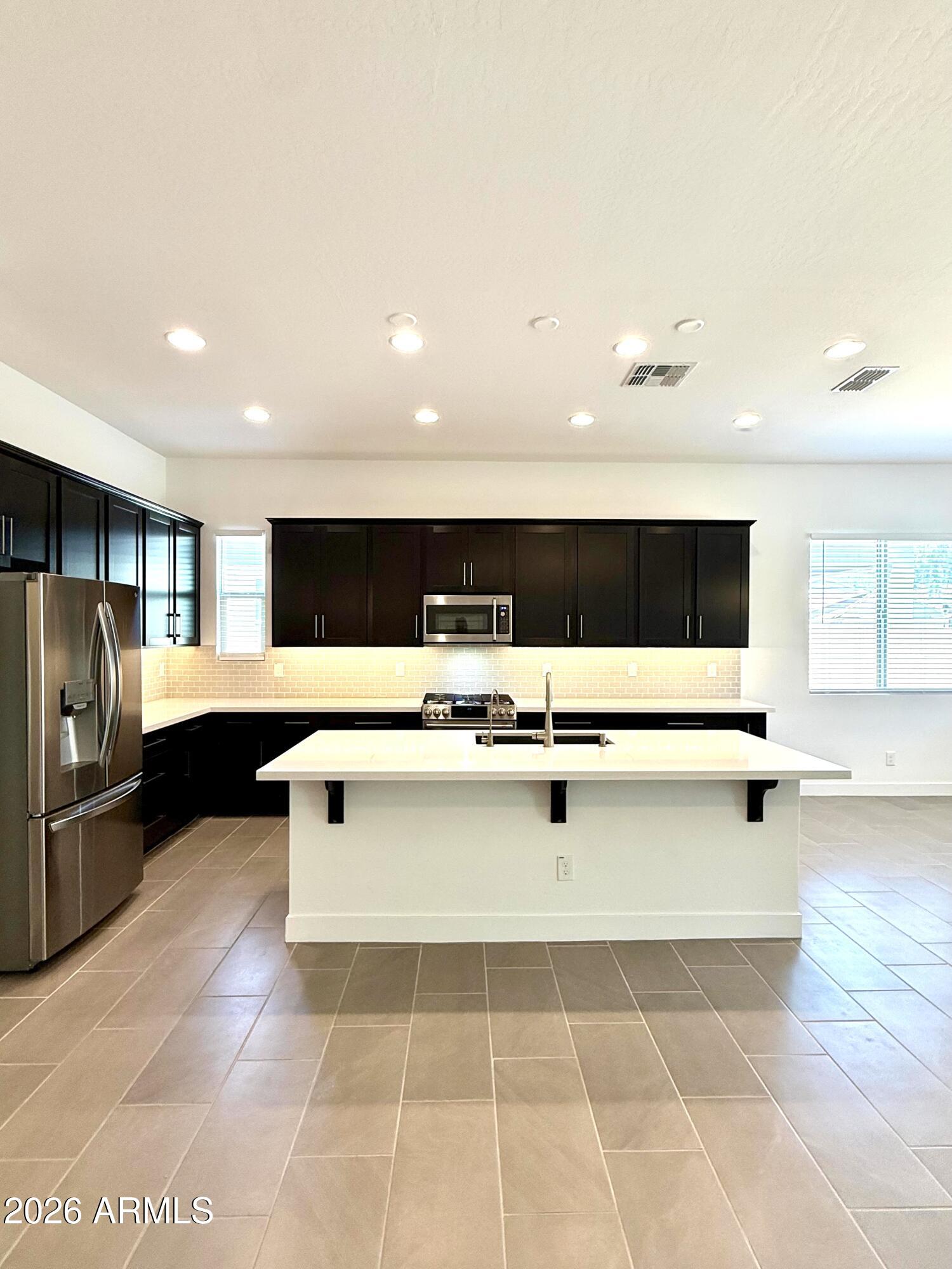 3824 E Fiesta Flower Lane