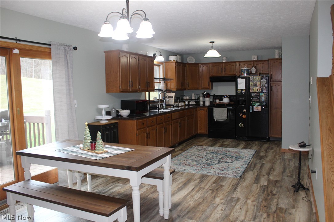 24352 Woodsfield
