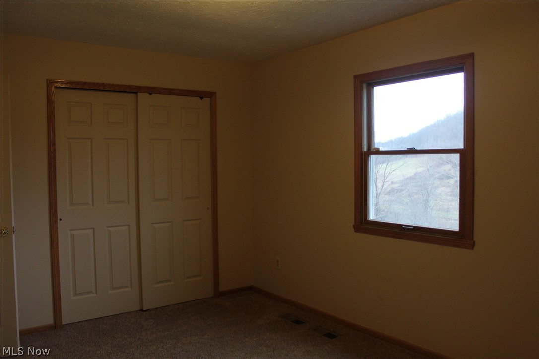 24352 Woodsfield