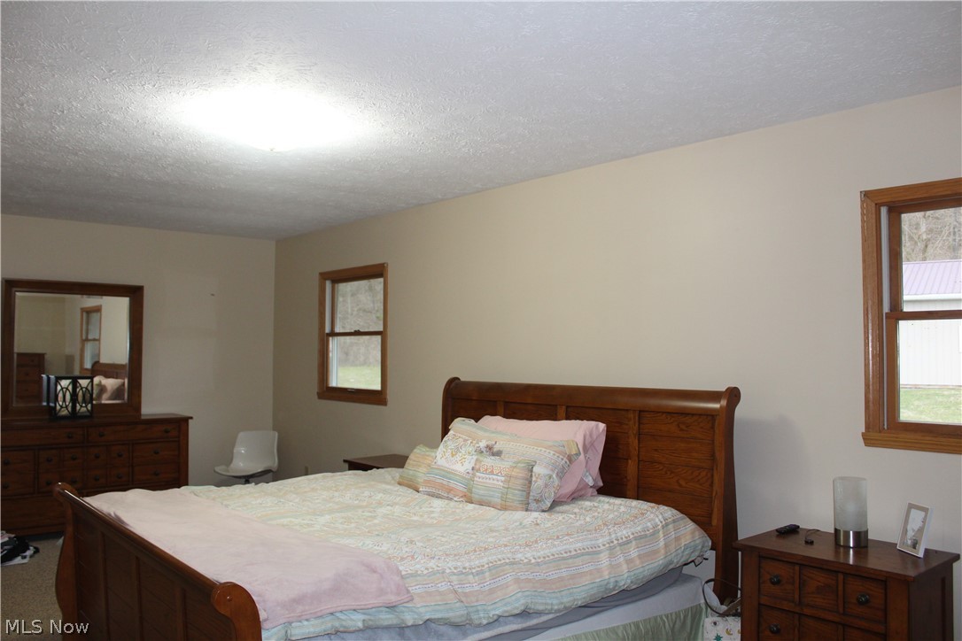 24352 Woodsfield