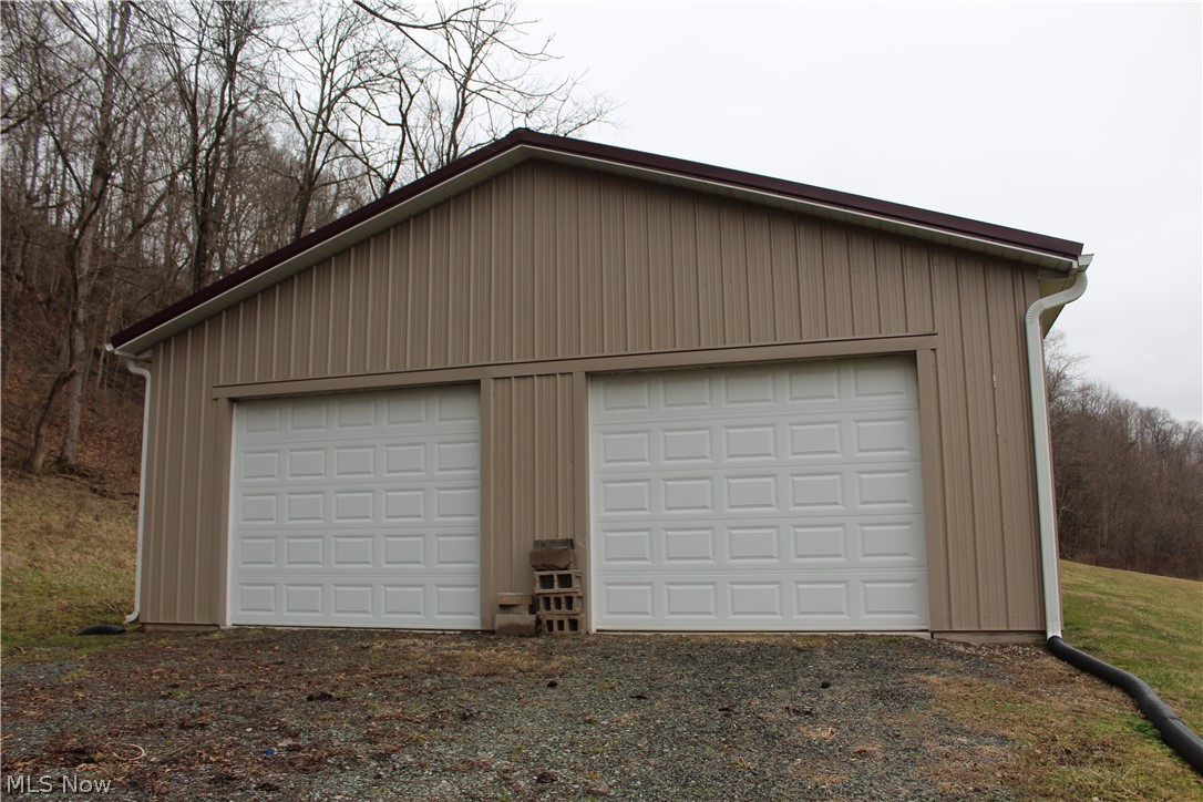 24352 Woodsfield