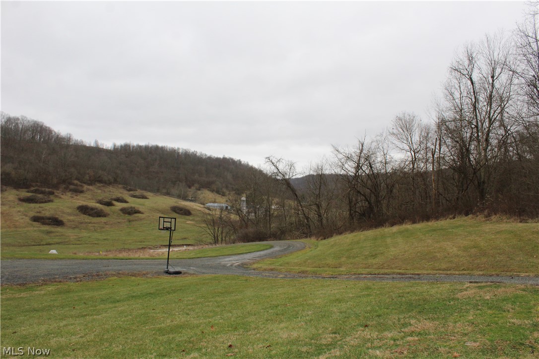 24352 Woodsfield