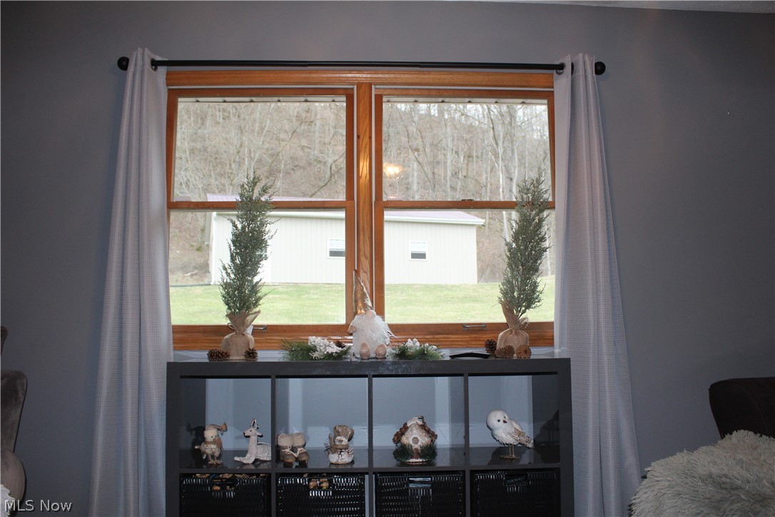 24352 Woodsfield