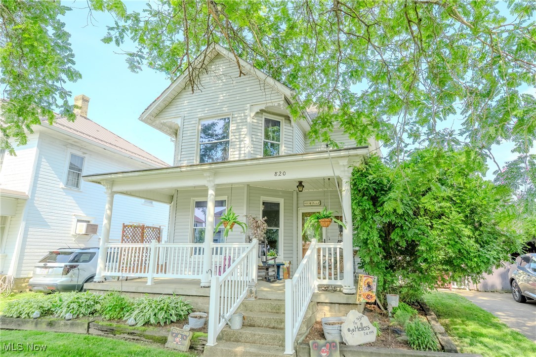 820 Walnut Street