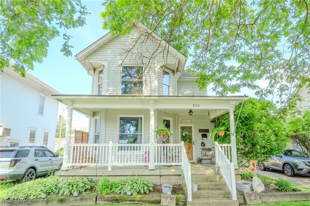 820 Walnut Street